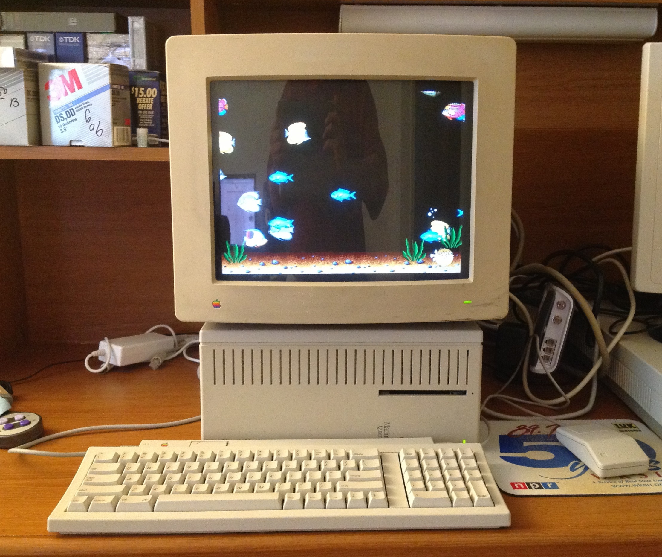 Apple Macintosh Quadra 700 and AppleColor High-Resolution RGB 